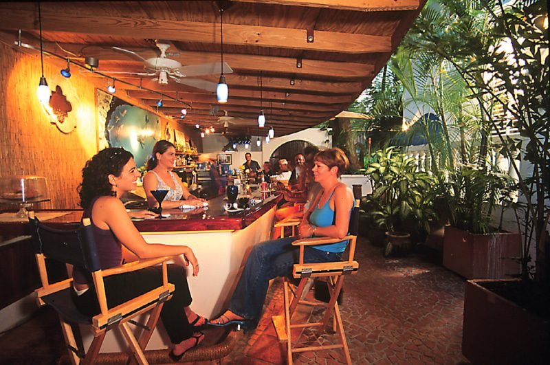 Windchimes Boutique Hotel Boat Bar